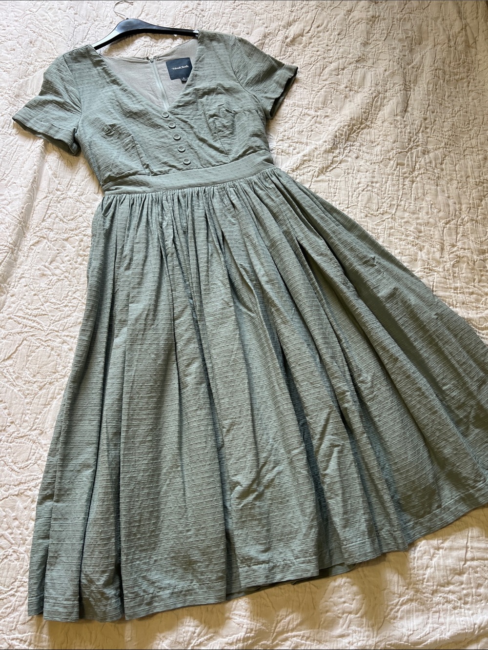 Modcloth Sage Green Button-Front Gathered Midi Dress